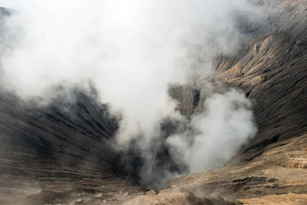 Rykande Aktiv Vulkankrater Brom Indonesien Java — Stockfoto