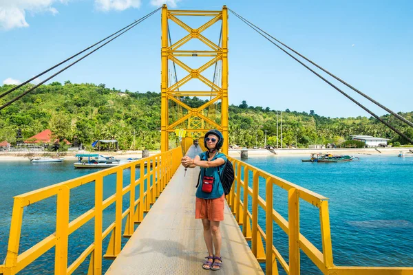 Travel Indonesia Yellow Bridge Islands Nusa Cheningan Nusa Lembongan Bali — Stock Photo, Image