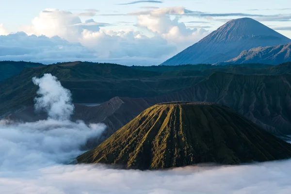 Amanecer Mañana Con Vistas Volcán Bromo Indonesia Isla Java —  Fotos de Stock