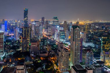 gece şehir Bangkok