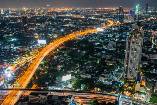 Nacht Bangkok, Blick auf die Skye Bar — Stockfoto