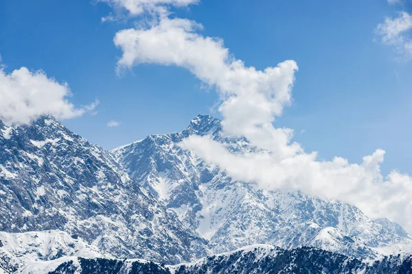 Hegyek Himalája Táj Magas Hegyek Felhők — Stock Fotó