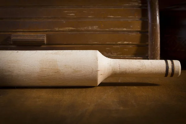 Wooden Rolling Pin Kitchen Table — Stock Photo, Image