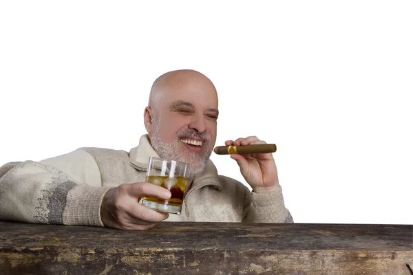 Homme Aux Cheveux Gris Avec Une Barbe Derrière Bar — Photo