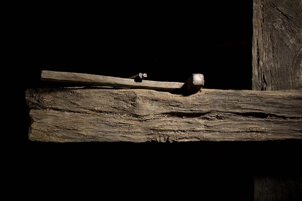 Old Rotten Logs Stacked Crossbeams Black Background — Stock Photo, Image