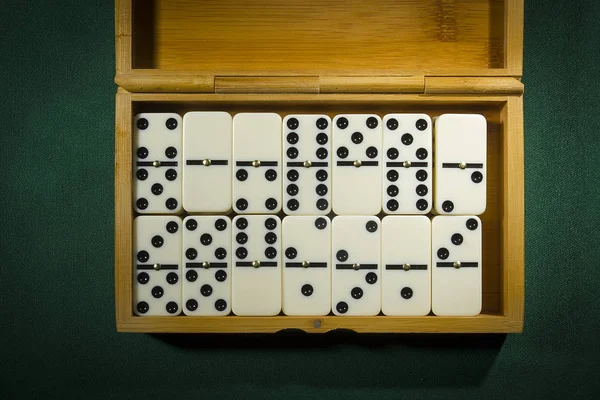 Dominoes in Wooden Box — Stock Photo, Image