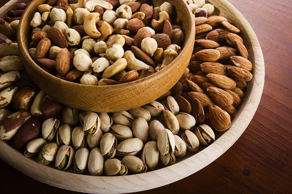 Set Van Verschillende Noten Een Houten Schaal — Stockfoto