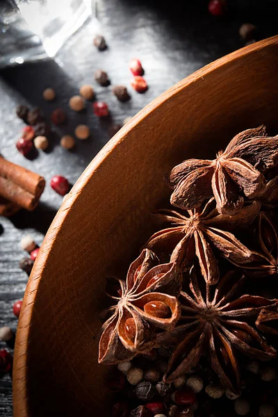 Anise Stars Peppercorns Wooden Dish — Stock Photo, Image