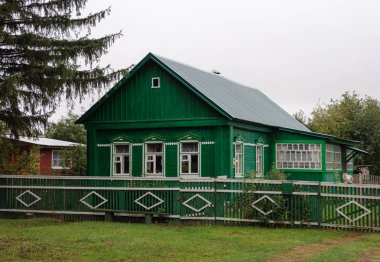 köy Yeşil Ahşap evde