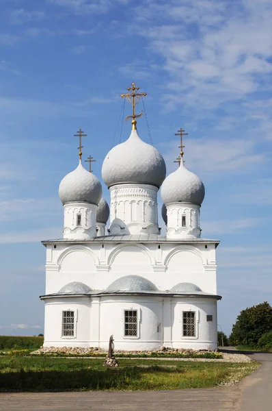 Catedral Spaso-Preobrazhensky em Belozersk, Rússia — Fotografia de Stock