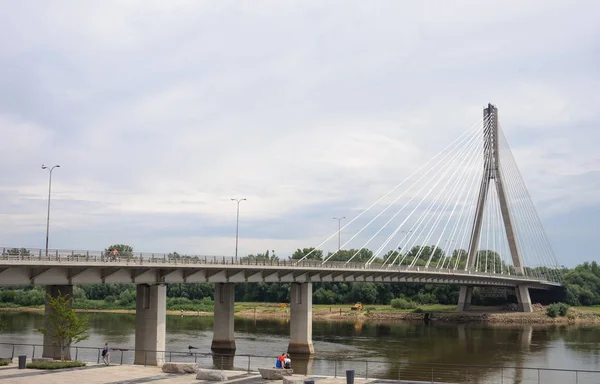 Prachtige brug in Warschau — Stockfoto