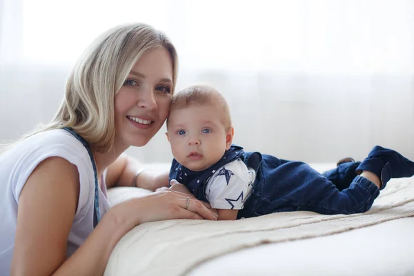 Young Mother Holding Her Newborn Child Woman New Born Boy — Stock Photo, Image