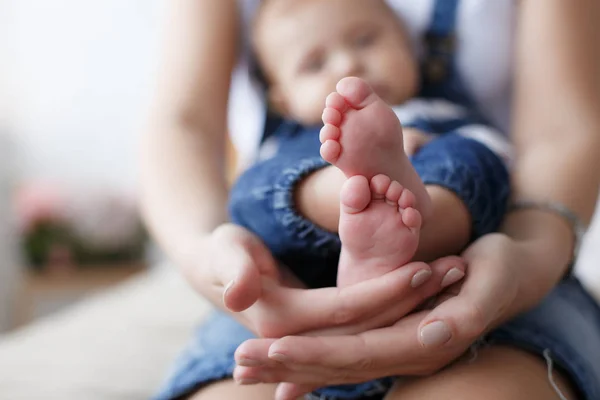 Mamma Ammar Sitt Barn Mor Utfodring Baby Bröst Mjölk Barn — Stockfoto