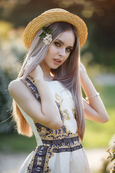 Beautiful Woman Elegant Summer Dress Blonde Girl Long Healthy Curly — Stock Photo, Image