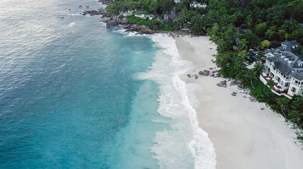 Seychelles beach Indian ocean from drone, shore and mountains. — Stock Photo, Image