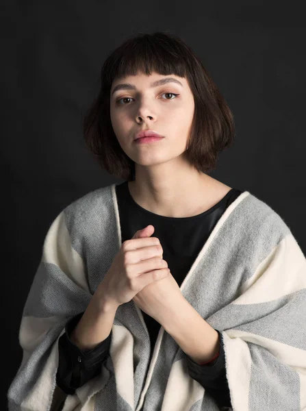 Retrato de una chica en estilo de película "Amelie" — Foto de Stock