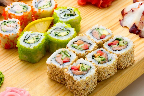 Meeresfrüchte und asiatische Lebensmittel lizenzfreie Stockbilder