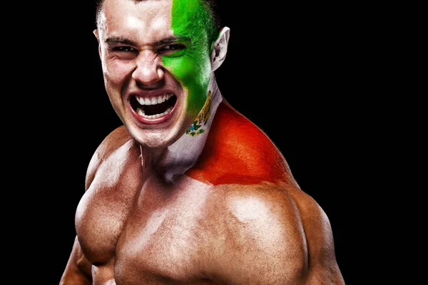 Futbol fan onların takım zafer için tezahürat