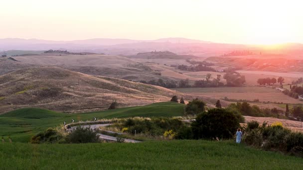 Toscana crepúsculo casa — Vídeos de Stock