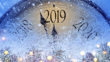 Gece yarısına kadar geri sayım