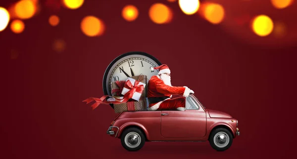 Santa Claus odliczanie na samochód — Zdjęcie stockowe