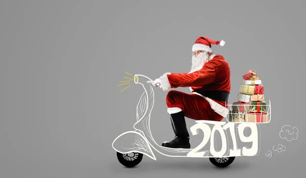 Père Noël en scooter — Photo