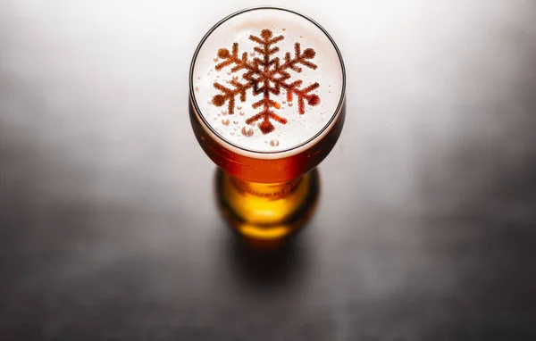 Bière de Noël ou Nouvel An — Photo