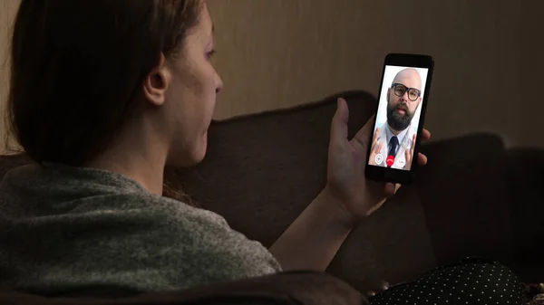 Telemedizin. Videoanruf beim Arzt — Stockfoto