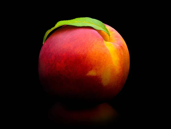 Fresh peach isolated on white — Stock Photo, Image