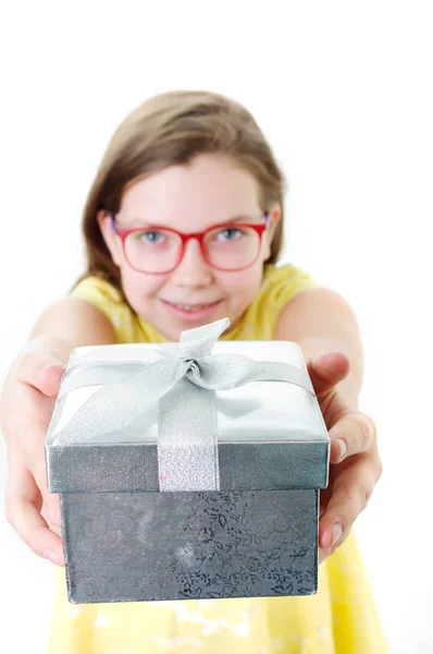 Girl with gift — Stock Photo, Image