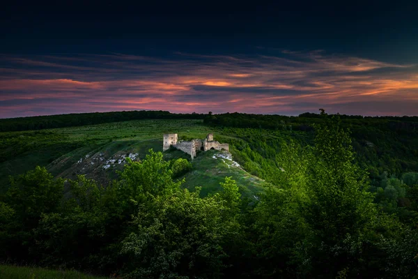 Ruins of an ancient castle — Stock Photo, Image