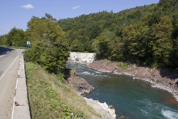 Hermoso Paisaje Con Río Montañas Río Belay Está Cáucaso Norte — Foto de Stock