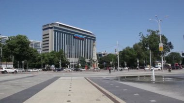 Krasnodar, Rusya Federasyonu-Mayıs 11, 2018: Tiyatro Meydanı şehir merkezinde. Krasnodar Güney Rusya'da büyük bir şehirdir