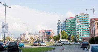 Batum, Gürcistan-14 Ağustos 2013: sokak keşif Gamsakhurdia. Batum, Acara, Gürcistan Cumhuriyeti kentsel peyzaj