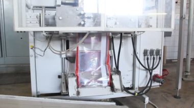 Primorsko-Ahtarsk, Rusya-2 Şubat 2016: Makarna bir plastik torba ambalaj