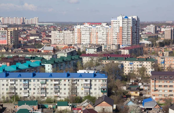 Krasnodar, Rusya - 4 Ağustos 2012: Krasnodar şehir görünümünü. Krasnodar Güney Rusya'nın önemli bir bölgesel şehir