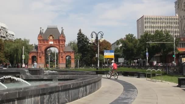Krasnodar Rusia Agosto 2016 Alexander Arco Triunfal Ciudad Krasnodar — Vídeo de stock