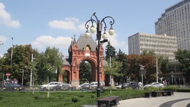 Krasnodar Rusia Agosto 2016 Alexander Arco Triunfal Ciudad Krasnodar Rusia — Vídeos de Stock