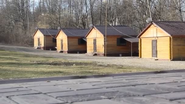 木造住宅の森の背景 — ストック動画