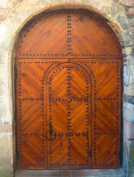 Very Old Wooden Doors Castle — Stock Photo, Image