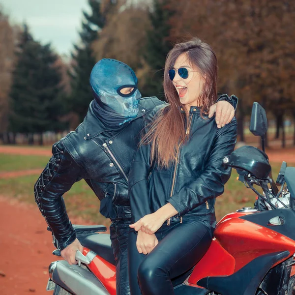 Retrato Una Hermosa Chica Hipster Una Motocicleta Deportiva Con Tipo — Foto de Stock