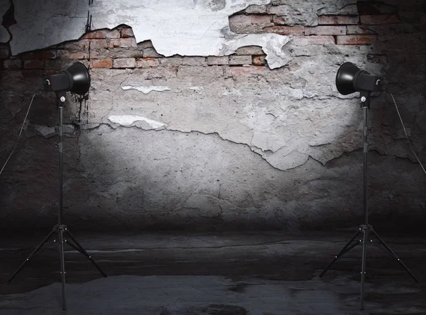 Studio Fotografico Vecchia Sala Grunge Con Muro Cemento Sfondo Urbano — Foto Stock