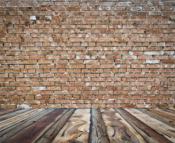 Παλιό δωμάτιο με τοίχο από τούβλα — Φωτογραφία Αρχείου