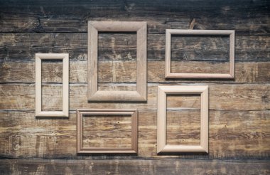 eski, duvarda çerçeve