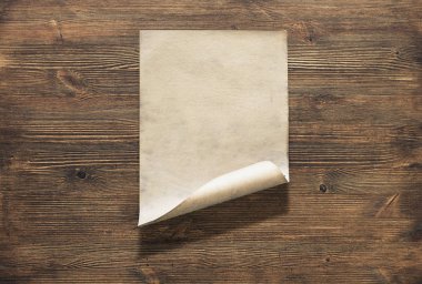 Kağıt ahşap üzerine