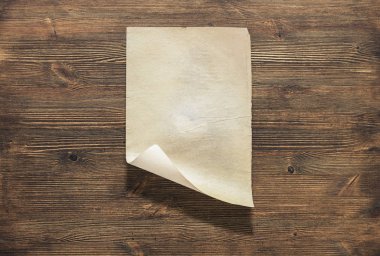 Kağıt ahşap üzerine