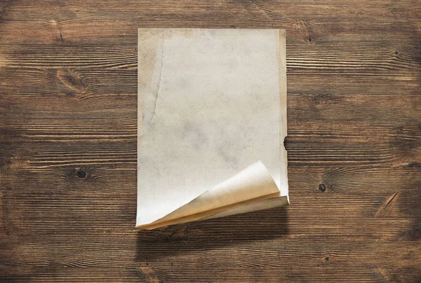 Papier auf Holz — Stockfoto