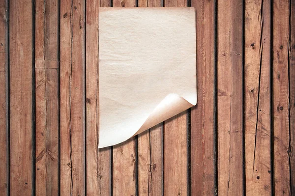 Biały Papier Starej Drewnianej Ścianie Tło Przestrzenią Kopiowania — Zdjęcie stockowe