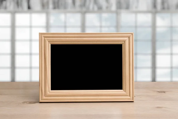 Oud Fotolijstje Houten Tafel Woonkamer — Stockfoto