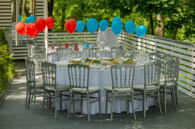 Düğün Salonu koltuklarda